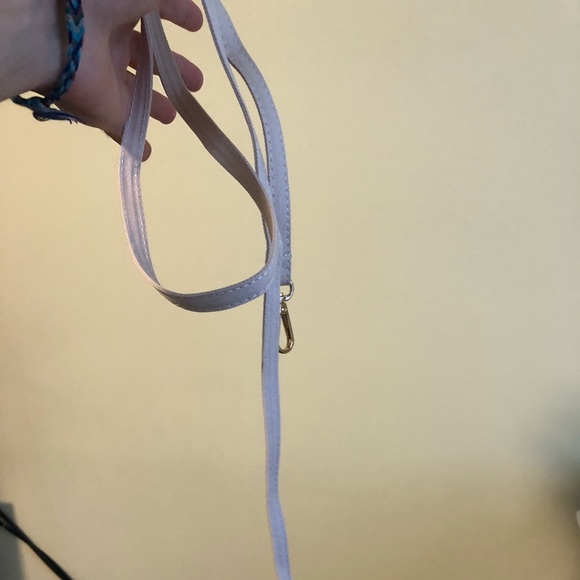Light pink strap - Picture 1 of 3